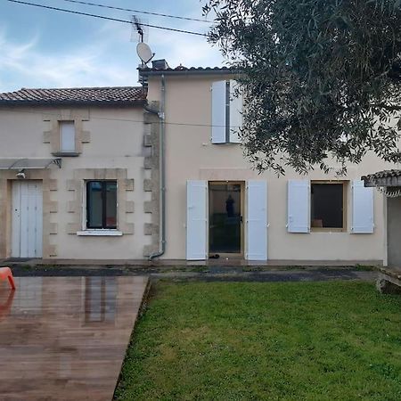 Le Petit Nid Villa Saint-Loubès Eksteriør bilde
